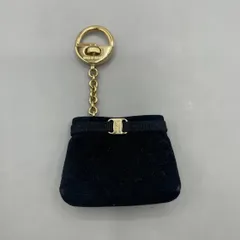 美品　Salvatore Ferragamo サルヴァトーレフェラガモ　キーホルダー　キーリング　バッグ型チャーム　ヴァラ　ゴールド金具　黒　ブラックのサムネイル