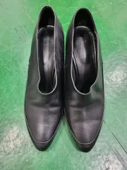 KUHO クホ ブラック パンプス シューズのサムネイル
