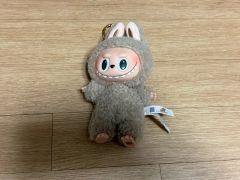 レア Googlepixel キーホルダー ぬいぐるみ らぶぶ - メルカリ