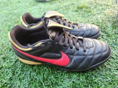 レア ナイキ ティエンポ ロナウジーニョ サッカー フットサル シューズ
