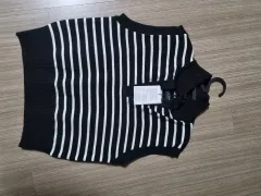 ニットベスト 新品