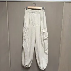★動きやすさと実用性を兼ね備えたバーシックなカーゴパンツ★ カスタネ Kastane 『美脚効果もありシーズンレスで活躍する頼れる1本』ラフに着られる万能 Bカーゴパンツ 【1／S相当】のサムネイル