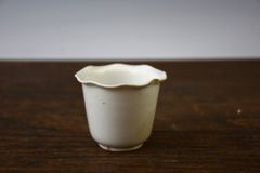 古伊万里】白磁 輪花 向付 蕎麦猪口 - メルカリ