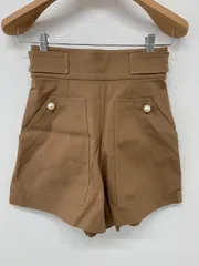 ショートパンツのサムネイル