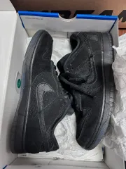 NIKE x UNDEFEATED ダンク ロー SP 5 ON IT ブラック 275mm