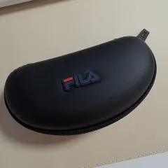 FILA フィラ サングラス + ケースのサムネイル