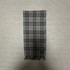 う*マ様 BURBERRY カシミヤ100 マフラー - メルカリ