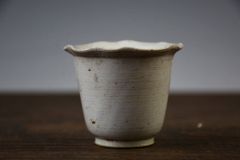 新品 井山三希子 初期の作品 粉引きのピッチャー - メルカリ