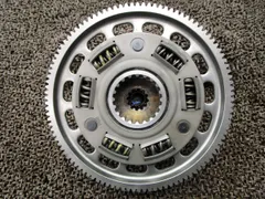 スピードトリプル クラッチハウジング ▲y381！TE500 OH素材に トライアンフ 【 K 】 Speed Triple 動画有のサムネイル