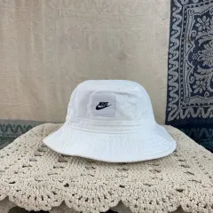 56 NIKE ジャストドゥイット フューチュラ コア バケットハット 帽子