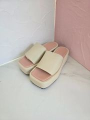 GianvitoRossiメトロポリス厚底サンダルくすみピンクラバー - メルカリ