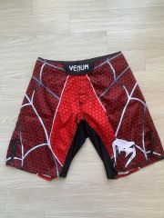 ゆ*ん様 Venum イリアトプリア コンプレッションショーツ Lサイズ