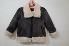 GUESS キッズ ムートンのサムネイル