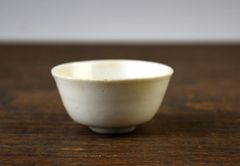 李朝 白磁茶碗 堅手 茶道具 酒器 韓国骨董 ぐい呑み アンティーク 検