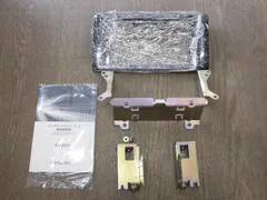 【新車外し】トヨタ・ルーミー　純正９インチディスプレイ用オーディオパネル＆ブラケット＆取扱説明書のサムネイル