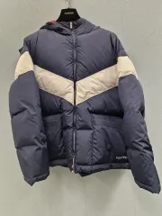 VALENTINO メンズ カラーブロック フード ダウン 54のサムネイル