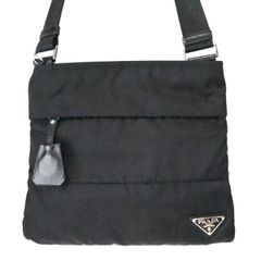 BALLY バリー キルティング レザー Bロゴチェーン フラップ ショルダーバッグ ブラック/ゴールド K2604-k032 美品》 Bally キルティング レザー バッグ ブラック チェーン
