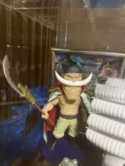 ONE PIECE MEGA WORLD COLLECTABLE 白ひげ (開封)