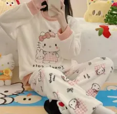 ハローキティ パジャマ