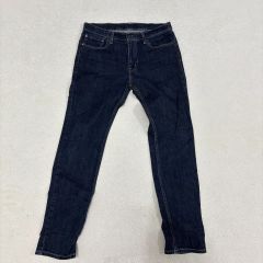 リーバイス Levi