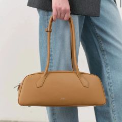 新品未使用 ルーニィ♥人気 スクエアボストンバッグ キャメル - メルカリ