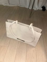UNSTATE レザー ショルダーバッグ アイボリー - メルカリ