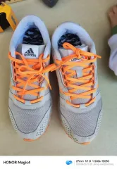 アディダス スニーカー グレー/オレンジ