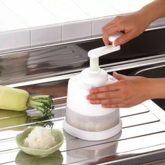 くるくる大根おろし器(大根おろし器 大根 山芋 料理 大根おろし おろし器 おろし金 簡単 安全 大量 家庭用 業務用)のサムネイル
