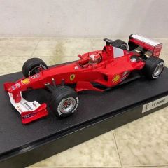 HotWheels 1/18 フェラーリ F2004 ルーベンス・バリチェロ - メルカリ