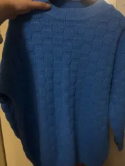 ブルー ラウンドネック ニット セーター