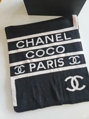 新品 CHANEL ハンドタオル ハンカチ CCマーク ネイビー×グレー - メルカリ