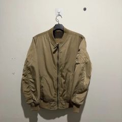 90s alpha コヨーテカラー USA製 ma-1 フライトジャケット 短丈 - メルカリ