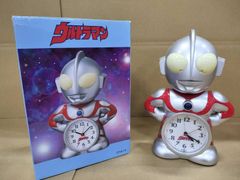 限定】ウルトラマン 目覚まし時計 50周年限定ゴールドver 動作問題なし