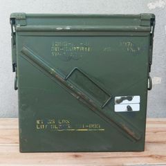 米軍　実物　AMMO BOX 40mm 32CARTRIDGES 弾薬箱　② 米軍実物 AMMO BOX 40mm 32CARTRIDGES 弾薬箱 - メルカリ