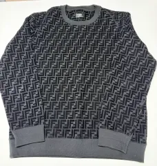 FENDI フェンディ ロゴ スウェット ブラック xlのサムネイル