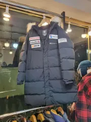 DESCENTE 必須アイテム 最終 実物画像あり 実際サイズ 66 ファー ダウンのサムネイル