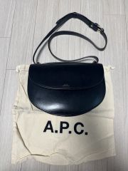 kate spade KN914 ブラックショルダーバッグ 箱付き - メルカリ