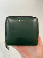 マルニ MARNI グリーン 二つ折り財布のサムネイル