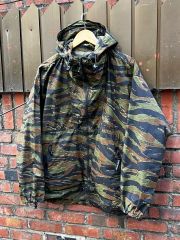リアルマッコイズ タイガーカモフラージュパーカー 美品 M size - メルカリ