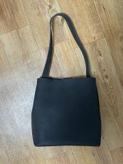 オンワード メッシュレザー ショルダーバッグ ライトグレー - メルカリ