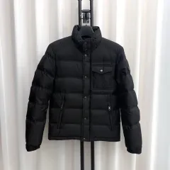 46 PRADA プラダ ポケット 三角ロゴ ダウン ブラック
