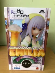 未開封 Re:ゼロから始める異世界生活 エミリア spm オクトーバーフェスト フィギュア