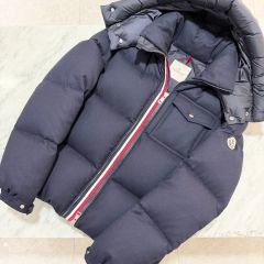 24AW新品424,600円MONCLERモンクレールロゴダウンジャケット3 - メルカリ