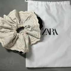 ZARA マキシ コンビ 刺繍 ヘア シュシュ ヘアゴム シュシュ 出品のサムネイル