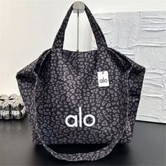 新品 ALOのロゴ入りトートバッグ日常使いに持ち運べて便利なトート 