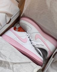 28cm新品エアフォース1ホワイト白ピンクライズ AF1 PINK RISE - メルカリ