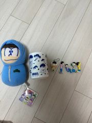 おそ松さん グッズ大量29点セット アクリルスタンド、メモ缶 