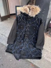 メゾンミハラヤスヒロ ベイズリー ファー フィッシュテールパーカーのサムネイル