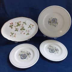 美品 WEDGWOOD ウェッジウッド ラズベリーケイン プレート 4枚セット