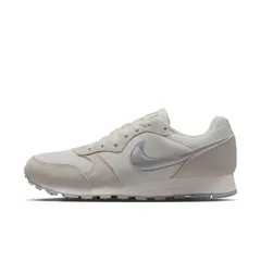 24、NIKE(ナイキ) ナイキ ウィメンズ MD ランナー 2 スポーツスタイル シューズ スポーツカジュアルシューズ 749869108